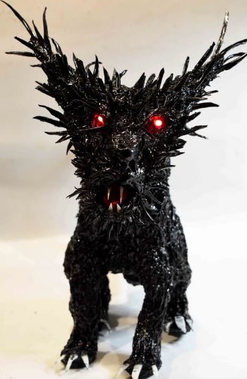 Thanos Foudas, <i>Red eyed cat</i>, 2022, thermal glue, lastic, aluminium foil, led lights battery, 14x20x38 cm