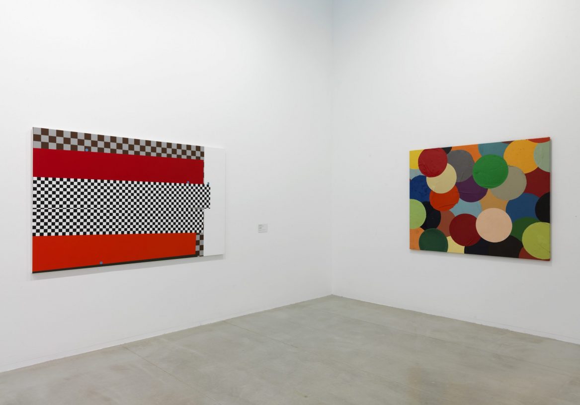 Daneil Sturgis, <i>No Other Home</i>, 2011 (right); Bernard Frize, <i>Suite Segond 100 No 3</i>, 1980, installation view from The Indiscipline of Painting, Tate, St Ives
