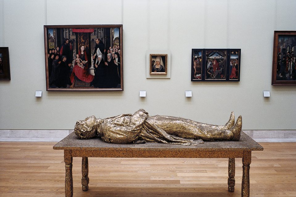 Jan Fabre, <i>Sarcofago conditus, “He who has been represented on his tomb”</i>, 2003. Installation view: Jan Fabre au Louvre. L’ange de la métamorphose, 2008. Photographer: Attilio Maranzano